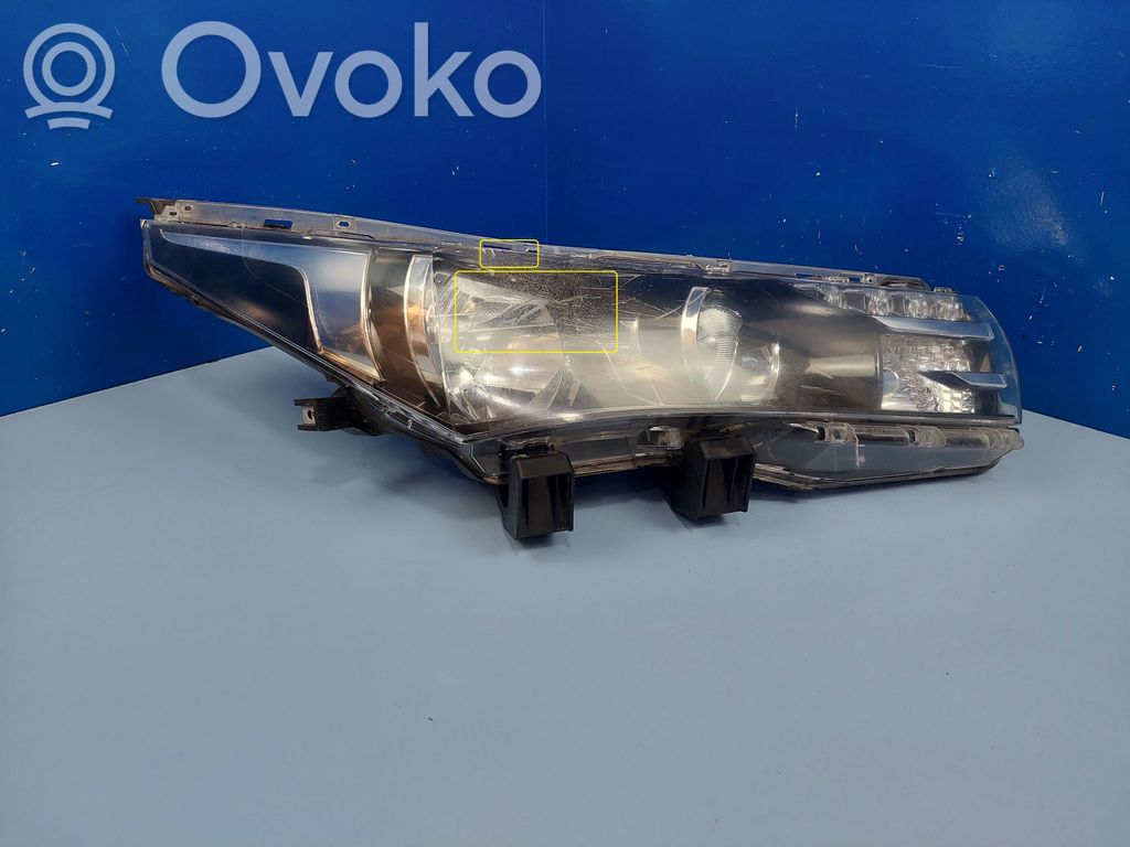 Toyota Corolla E160 E170 Scheinwerfer 