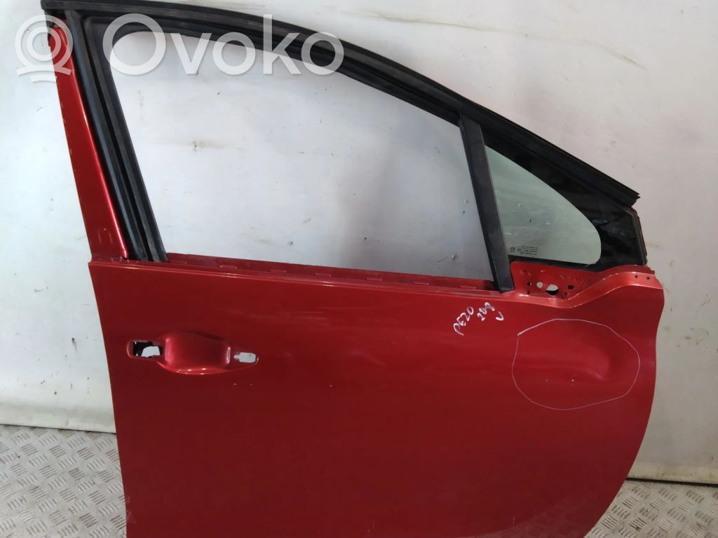Peugeot 208 I Puerta delantera 