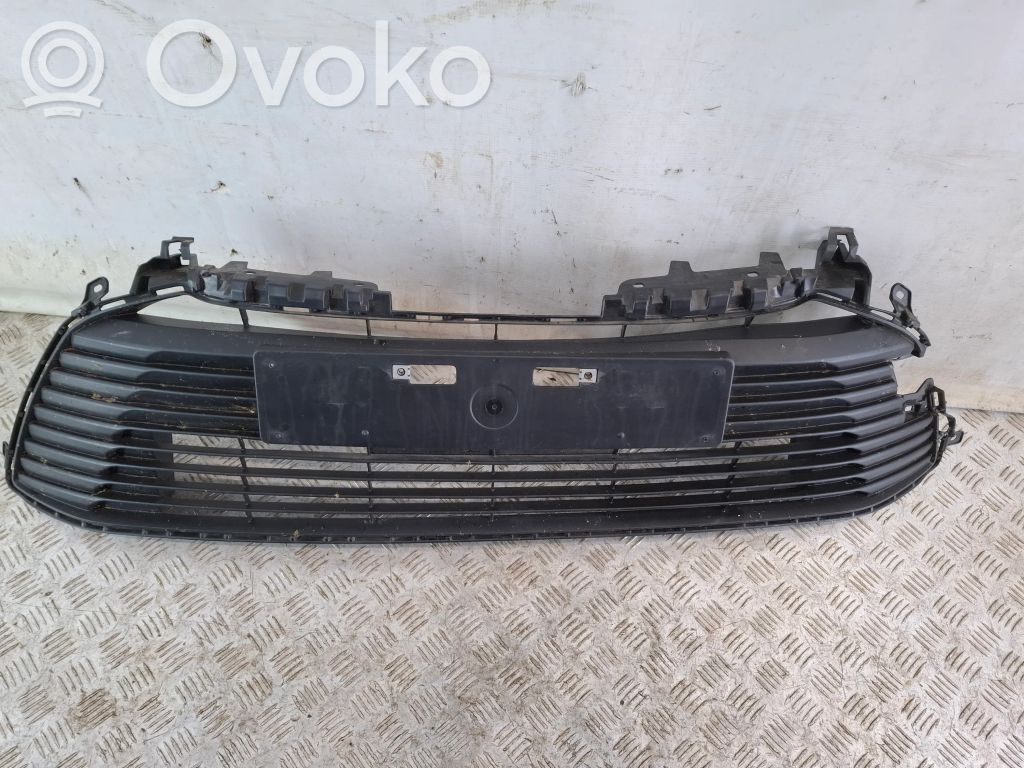 Toyota Corolla E210 E21 Front bumper lower grill 
