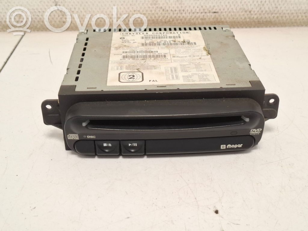 Chrysler Voyager Radio / CD/DVD atskaņotājs / navigācija 