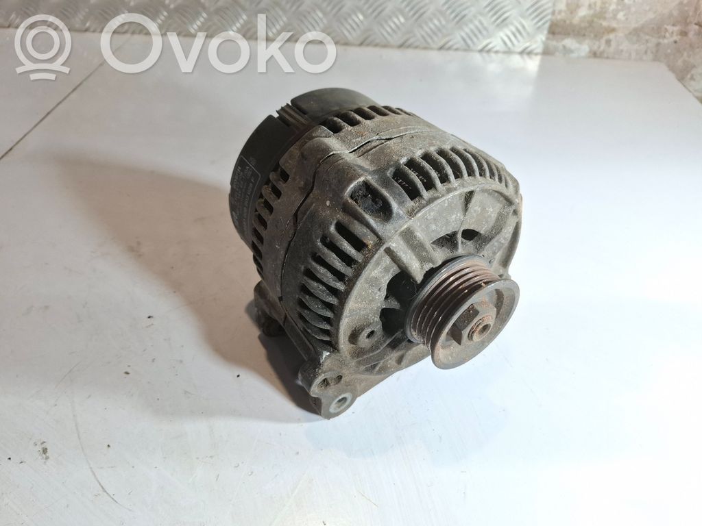 Audi A4 S4 B5 8D Ģenerators 