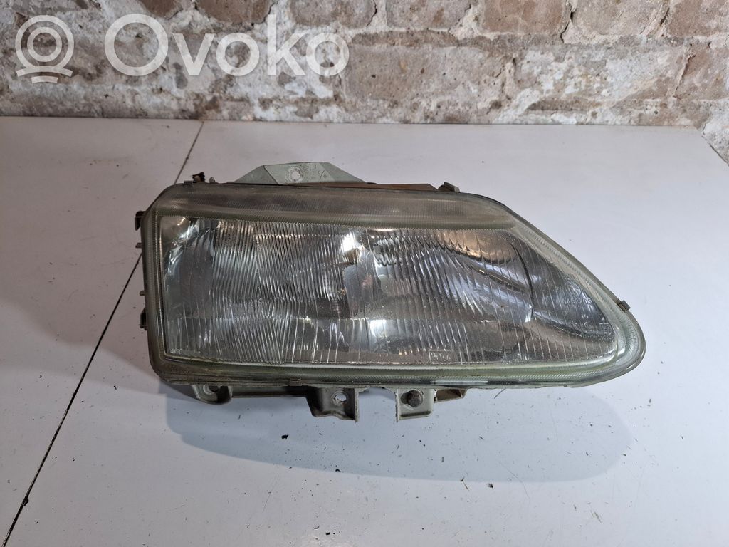 Renault Espace III Headlight/headlamp 