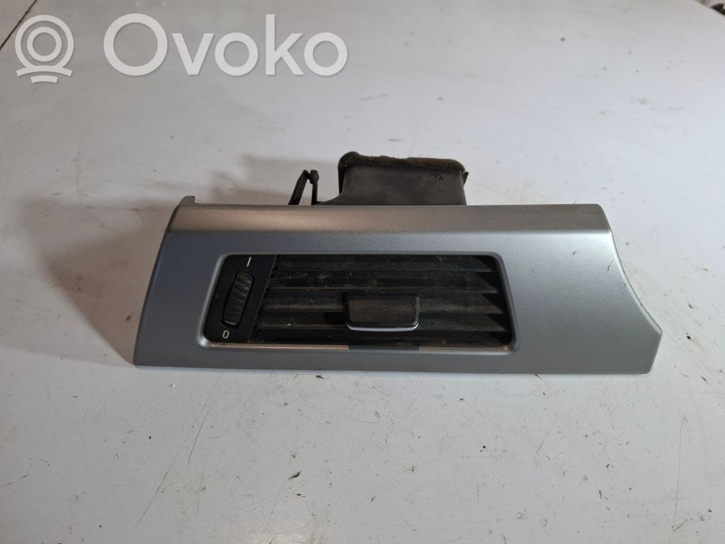BMW 3 E90 E91 Šoninės oro grotelės 