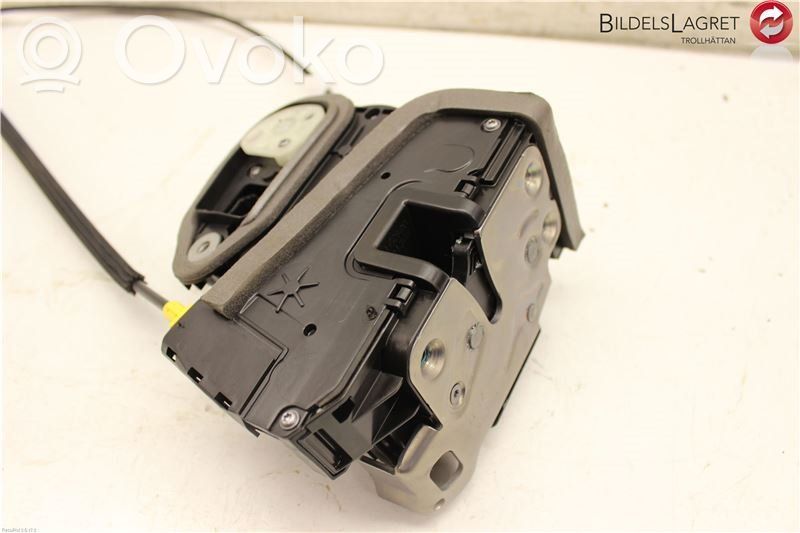 Opel Astra K Etuoven lukko 