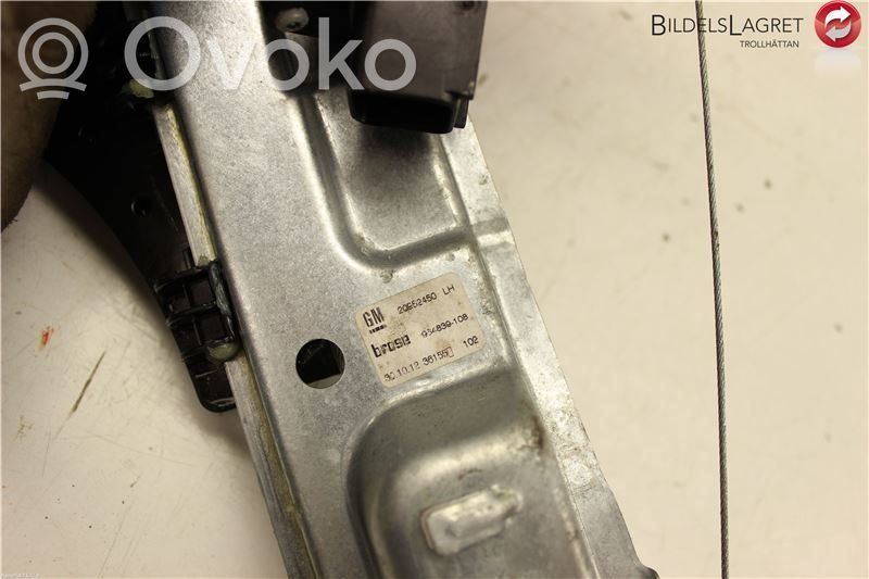 Opel Insignia A Elektryczny podnośnik szyby drzwi tylnych 