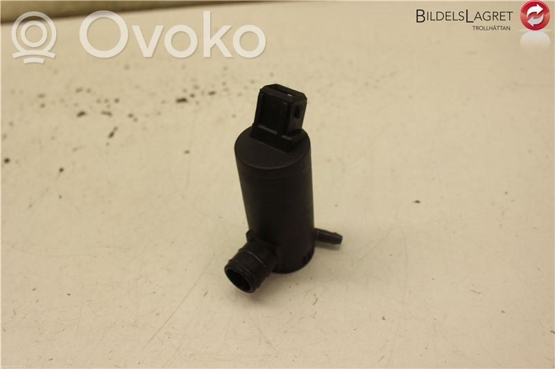 Saab 9-3 Ver2 Windscreen/windshield washer pump 