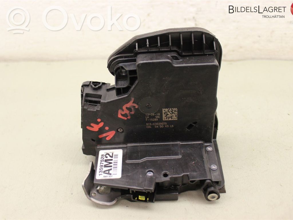 Opel Astra K Front door lock 