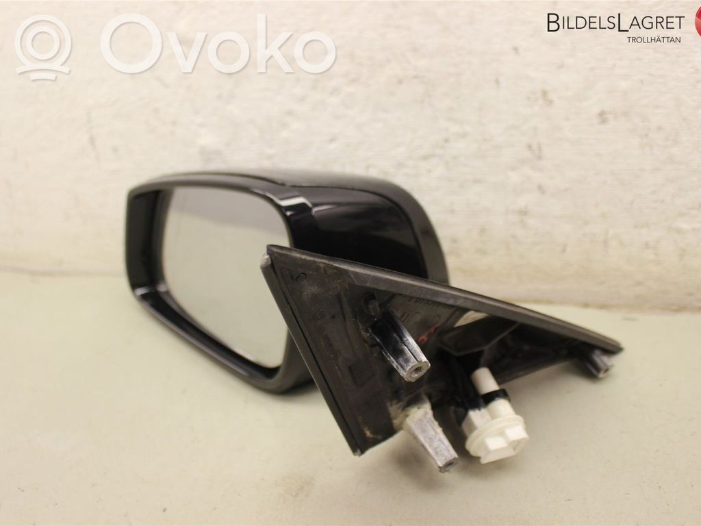 BMW 5 F10 F11 Elektryczne lusterko boczne drzwi przednich 