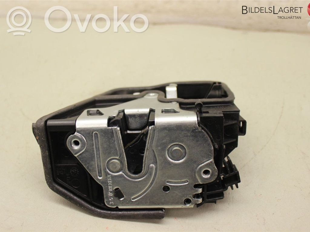 BMW 5 F10 F11 Rear door lock 
