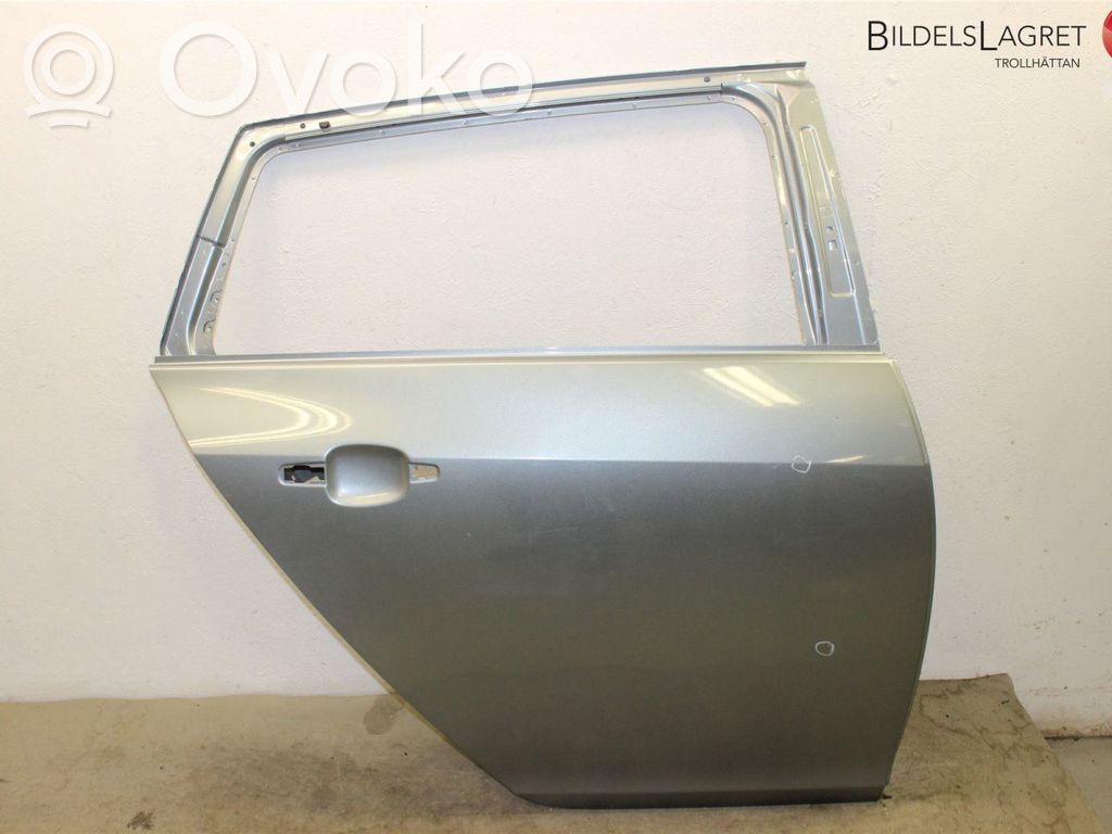 Opel Insignia A Puerta trasera 