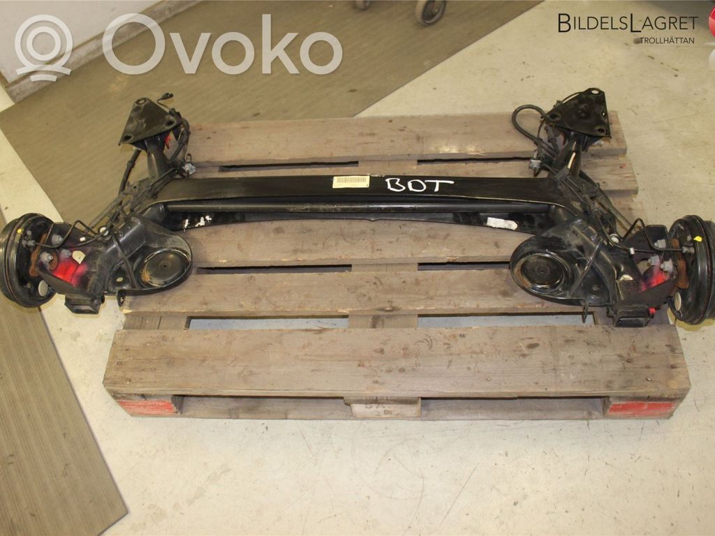 Fiat 500E Rear axle beam 