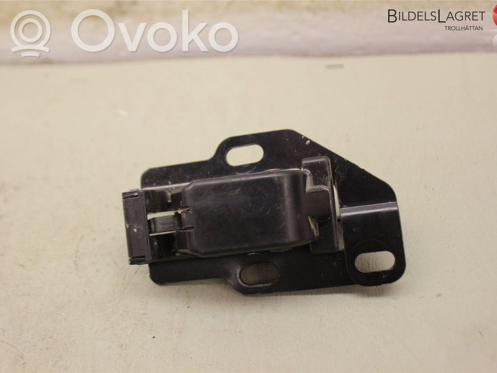 Peugeot Partner Rear door lock 