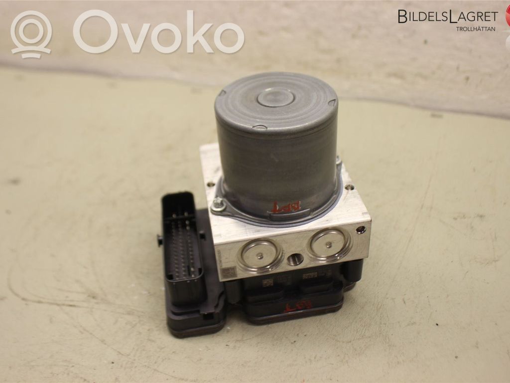 Volvo XC40 ABS bloks 