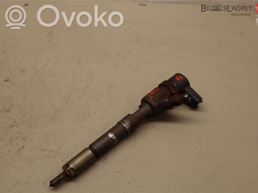 Opel Combo D Inyector de combustible 