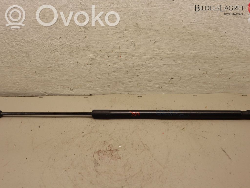 Ford Puma Tailgate strut 