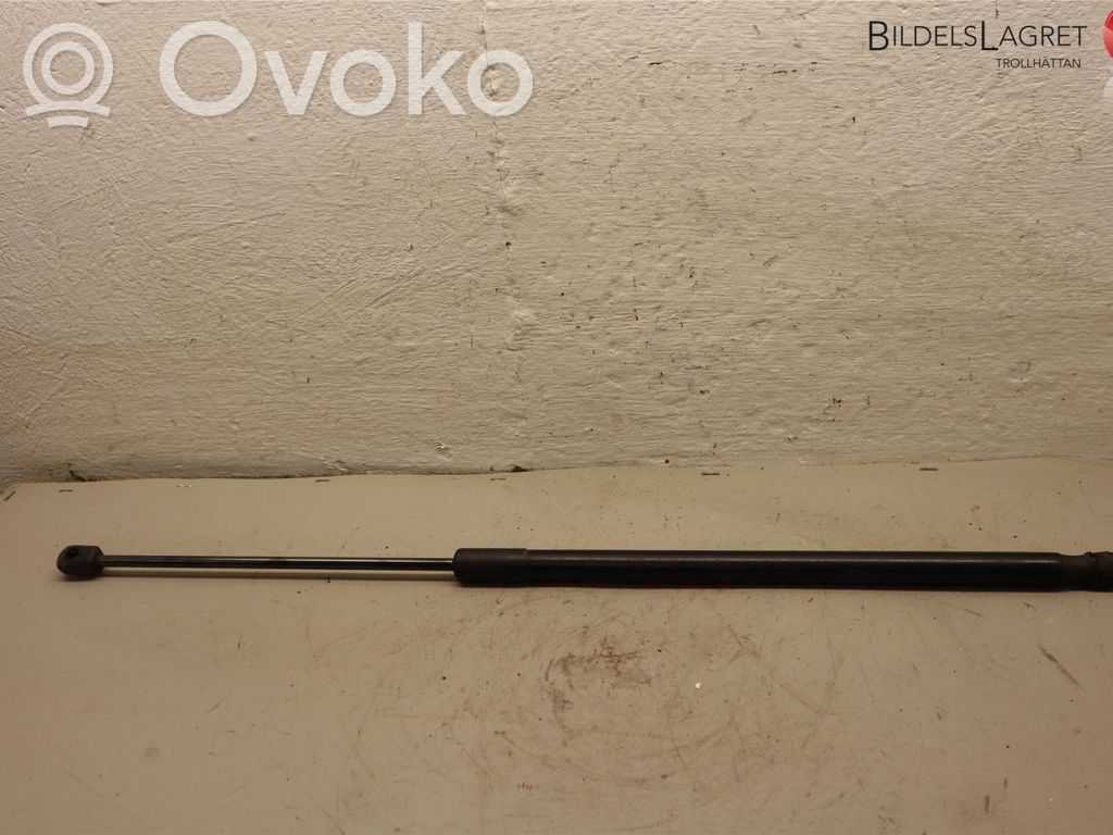 Ford Puma Tailgate strut 
