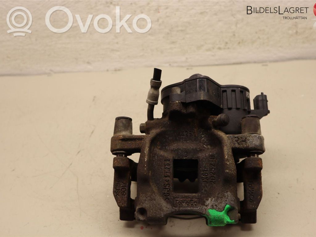 Ford Focus Задний суппорт 