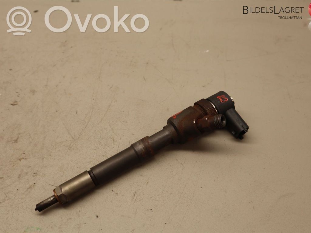 Opel Combo D Inyector de combustible 