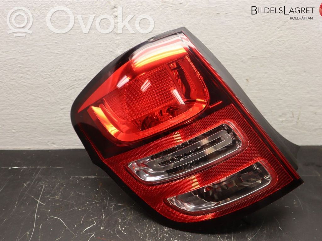 Citroen C3 Aizmugurējais lukturis virsbūvē 