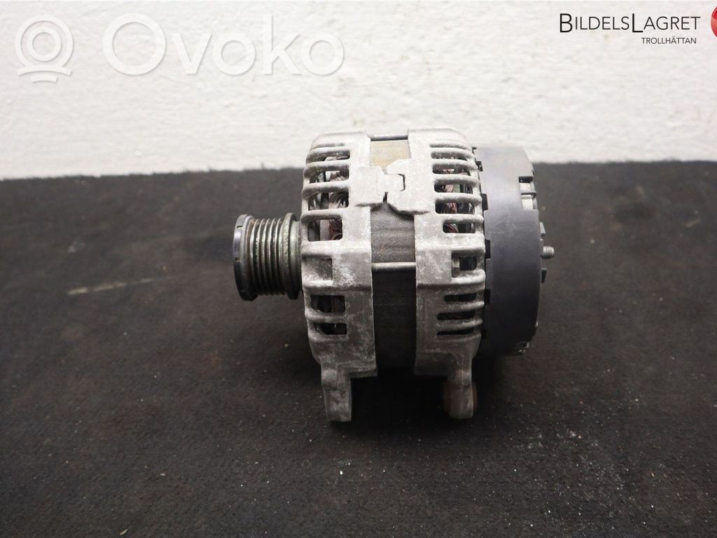 Audi A4 S4 B8 8K Generatorius 