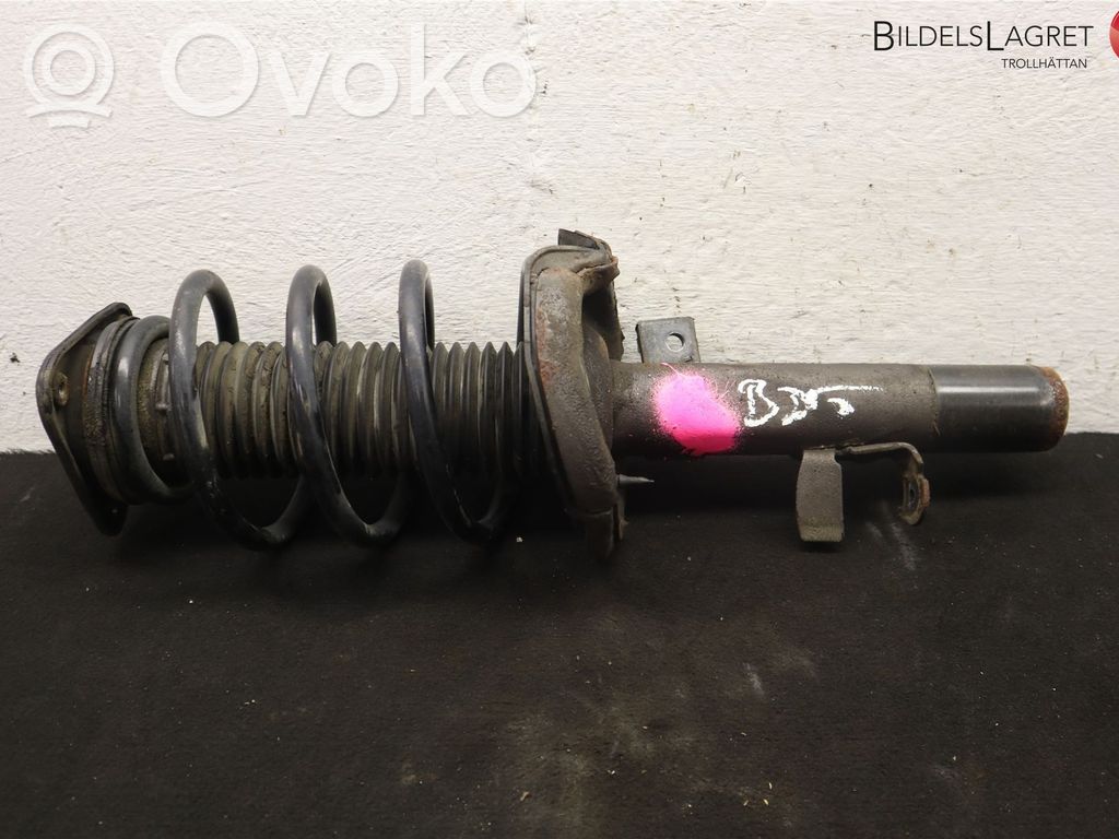 Ford Focus Front shock absorber with coil spring 