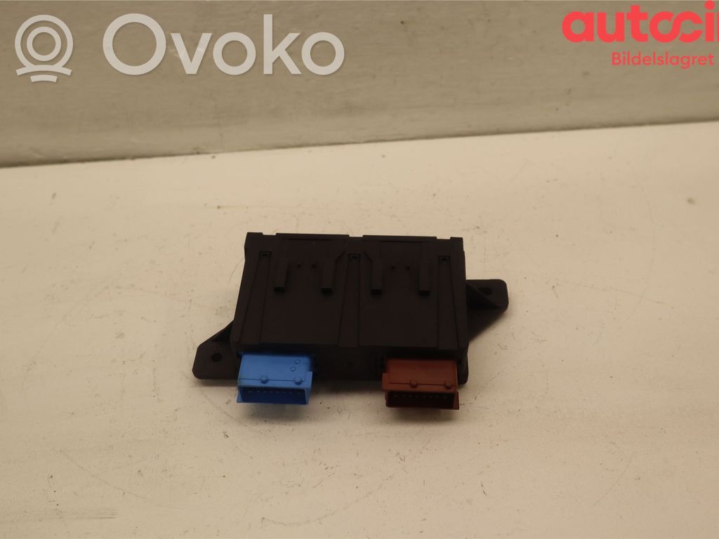 Peugeot 5008 II Tow bar trailer control unit/module 