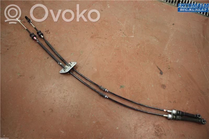 Gear shift cable linkage   GHL246500A
