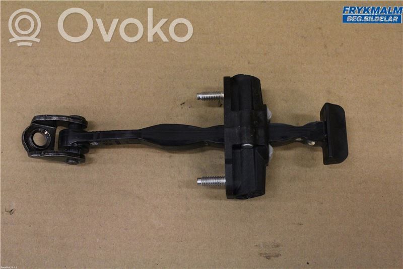 Ford Focus Etuoven pidätin 