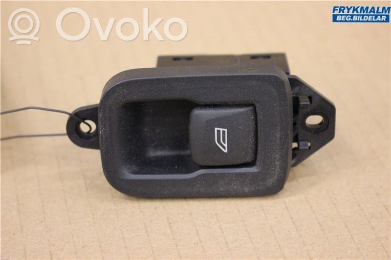 Volvo V50 Electric window control switch 