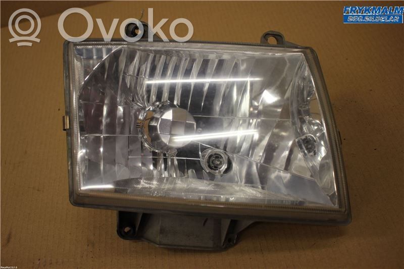 Mazda B2500 Phare frontale 
