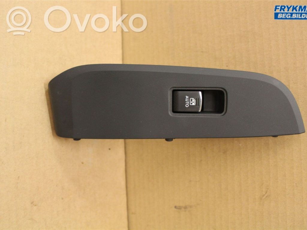 Subaru Outback (BS) Electric window control switch 