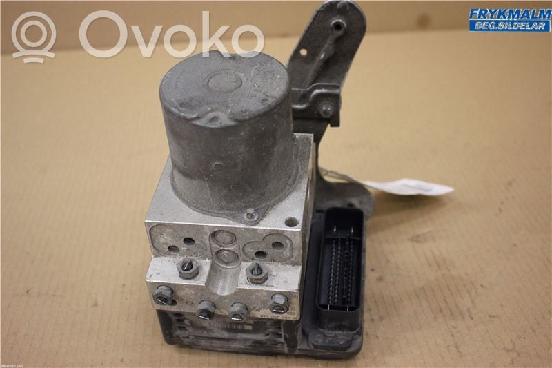 Mercedes-Benz E W211 ABS Pump 