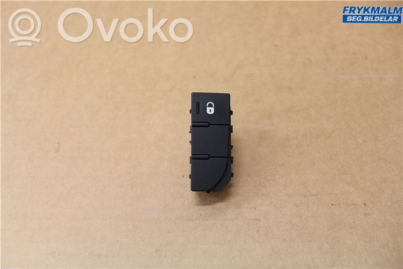 Citroen C5 Central locking switch button 