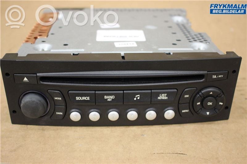 Peugeot 207 Radio/CD/DVD/GPS head unit 