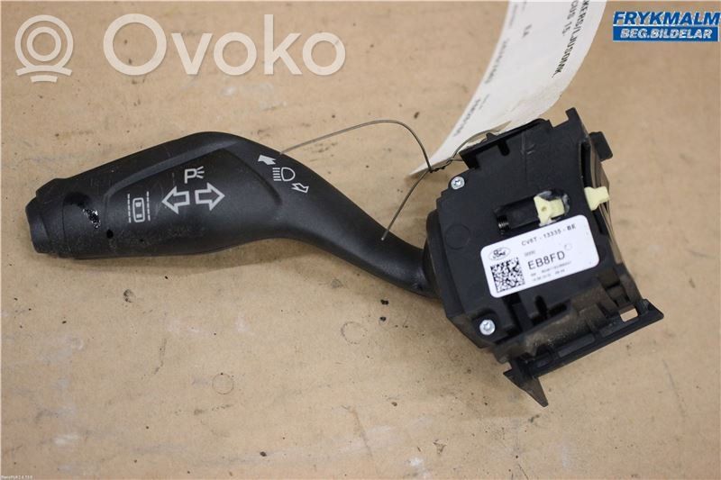 Ford Focus Pagrieziena signālu / lukturu sviria 