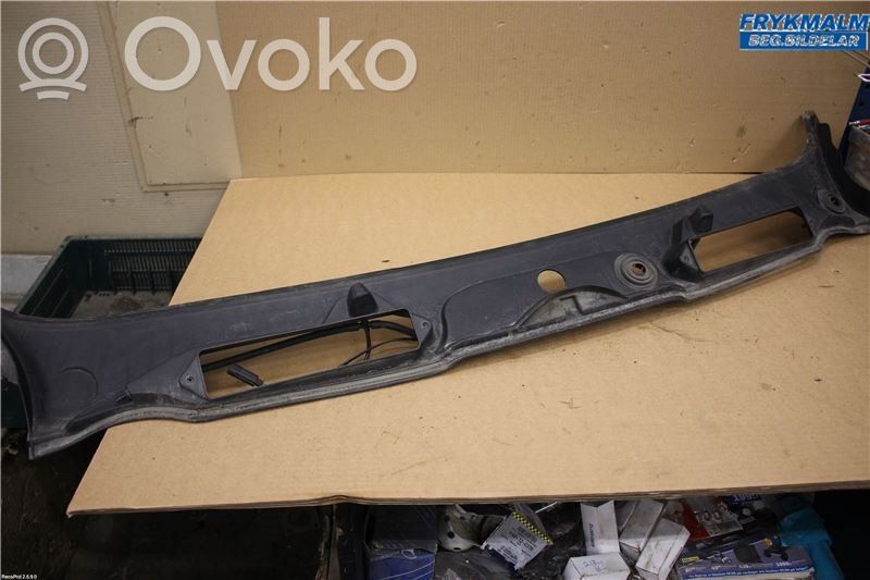 BMW 3 E90 E91 Wiper trim 