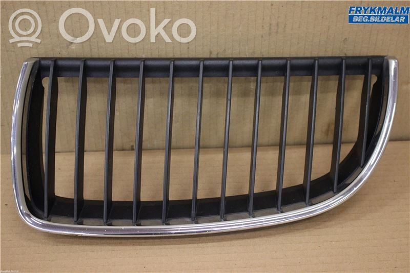 Front bumper lower grill   51137120007,7120007