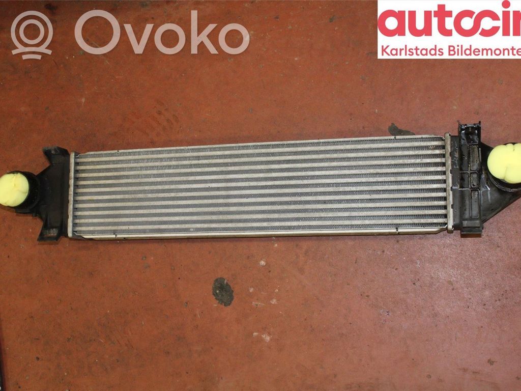 Land Rover Freelander 2 - LR2 Chłodnica powietrza doładowującego / Intercooler 