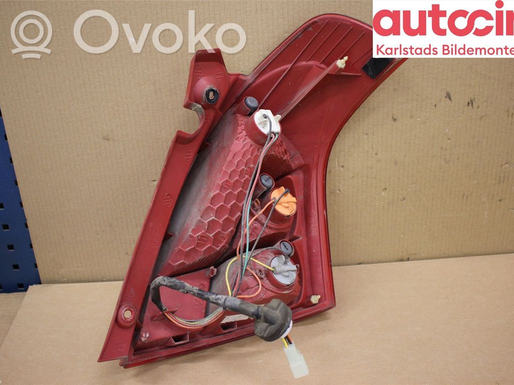 Suzuki Swift I Lampa tylna 