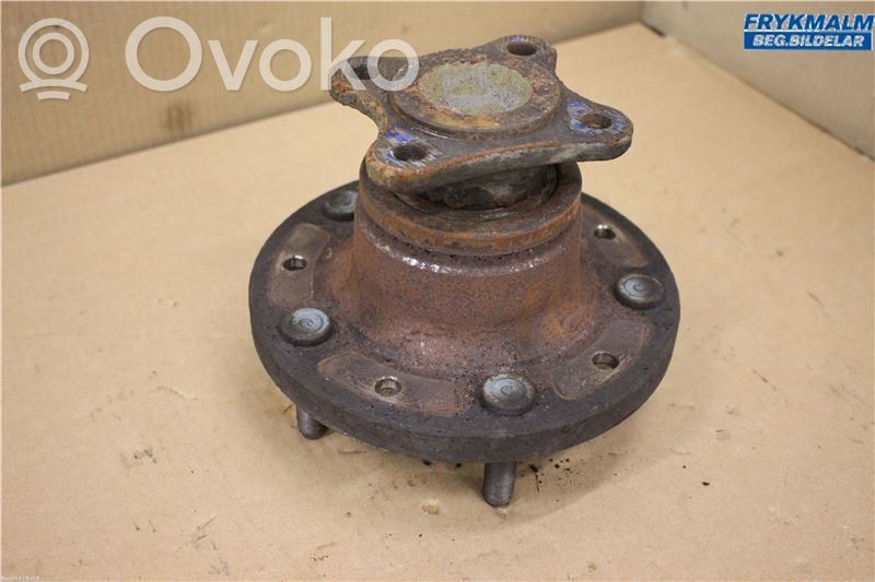 Ford Transit Aizmugurē riteņa rumbas vārpstas šarnīrs (stupica, capfa) 