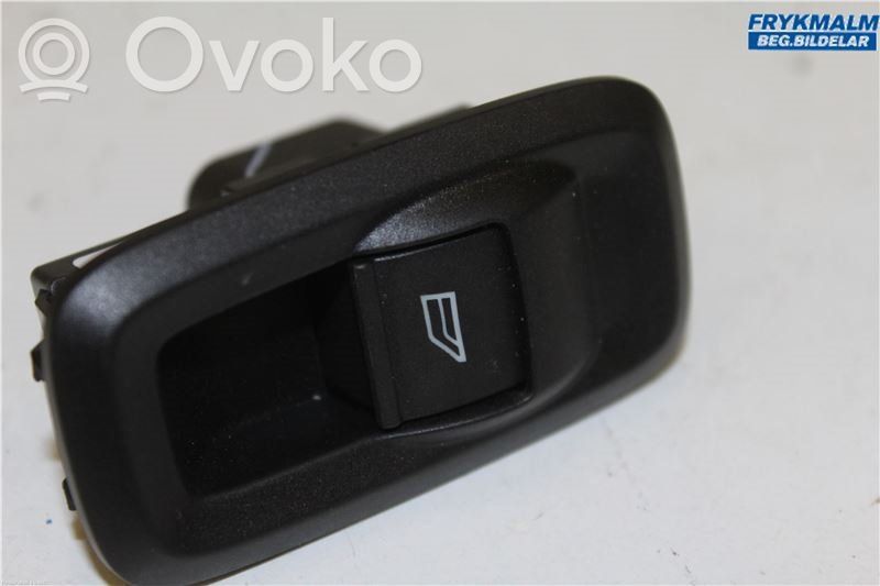 Ford Ka Electric window control switch 