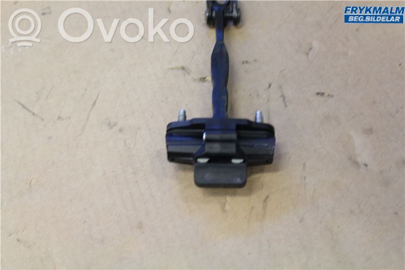 Ford Focus Etuoven pidätin 
