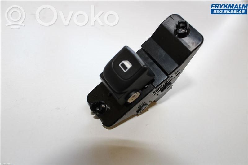 KIA Rio Electric window control switch 