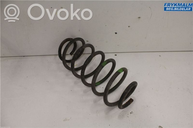 Toyota Aygo AB10 Sprężyna tylna 