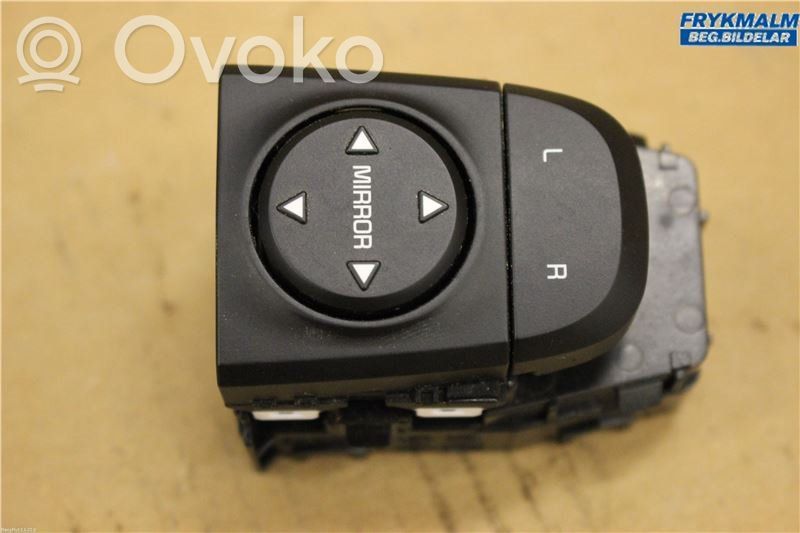 KIA Niro Interruptor del espejo lateral 