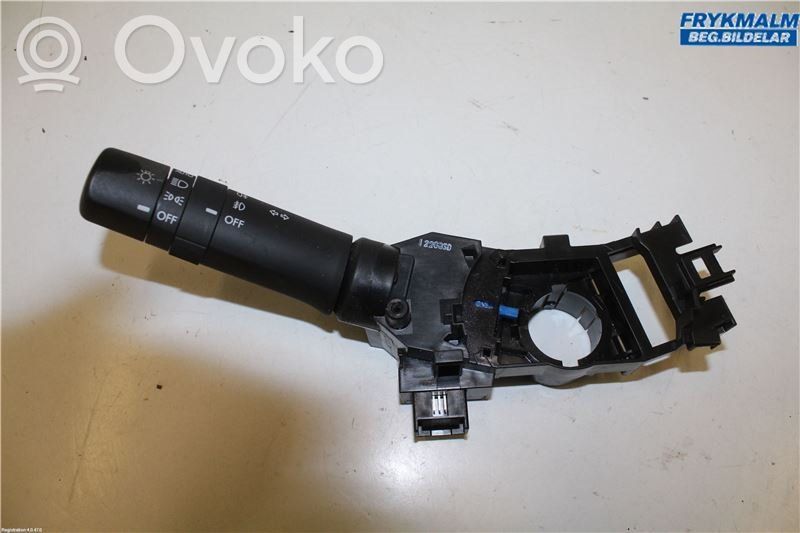 Subaru Outback Light switch 