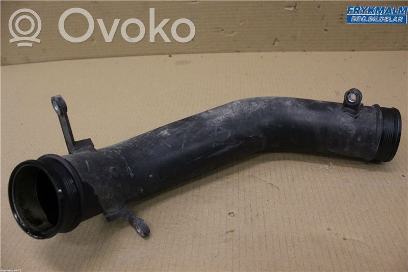 Volvo V70 Furtun/conductă intercooler 
