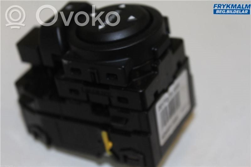 KIA Rio Wing mirror switch 
