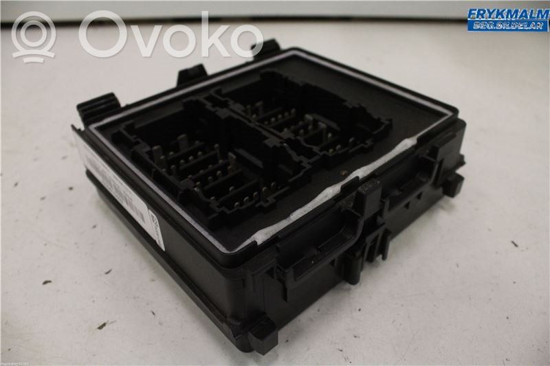 Fuse module   2434800,JX6T14D068BE,JX6T14D068BD