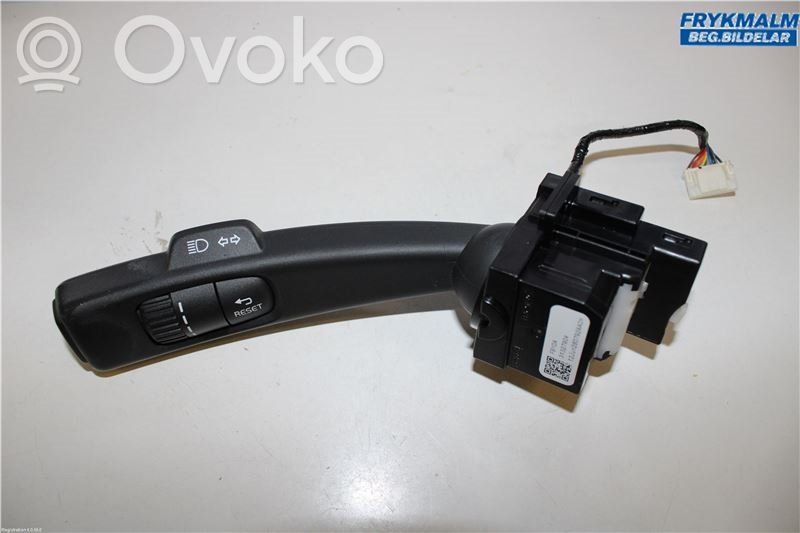 Commodo de clignotant   31327904,FBYDA